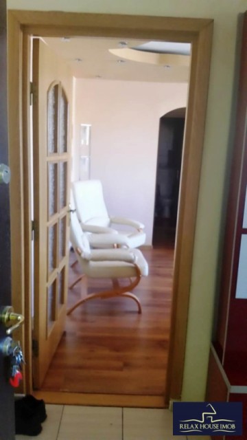 inchiriere-apartament-3-camere-in-ploiesti-zona-malu-rosu-deltei